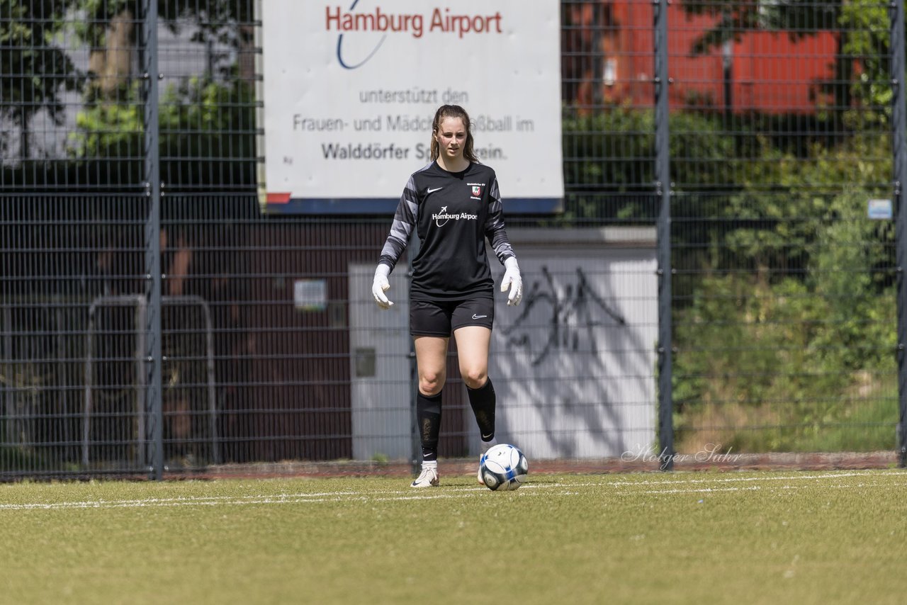 Bild 73 - F Walddoerfer SV - wBJ Rissener SV : Ergebnis: 10:0